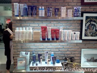 Kiehl’s with v r A/H/A