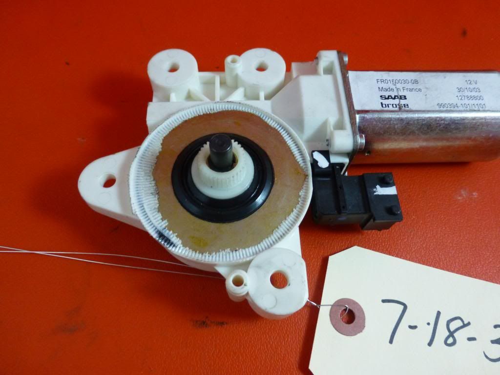 NEW 2003 2011 SAAB 9-3 9-3X RIGHT FRONT PASSENGER DOOR POWER WINDOW MOTOR