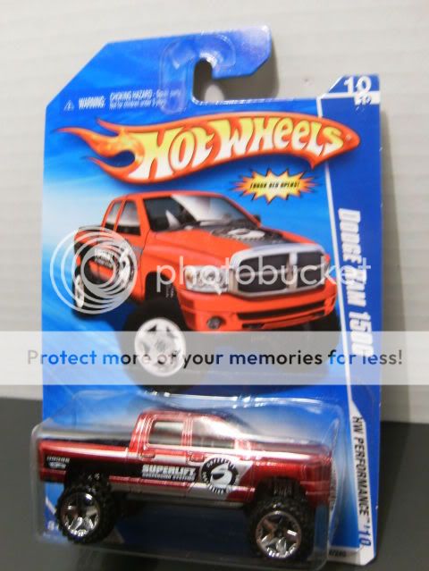 2010 HOT WHEELS SUPERLIFT RED DODGE RAM 1500 10/10 108/240 NIP 