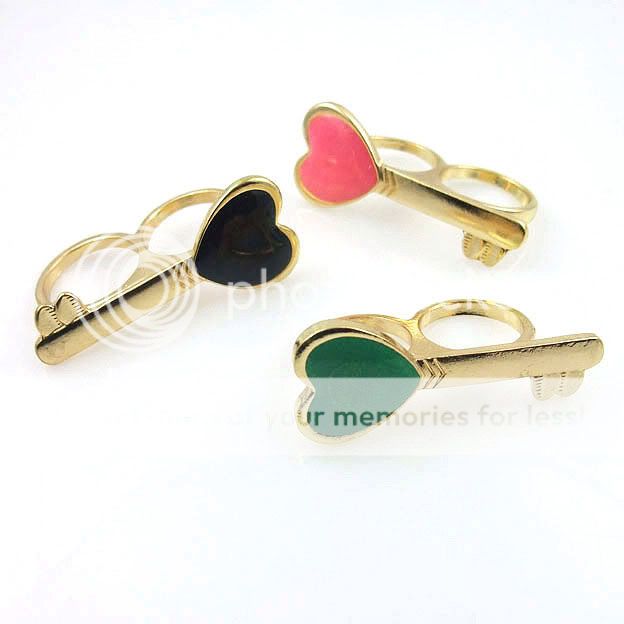 Chic Gold Toned Metal Heart Key Two Double Finger Ring  